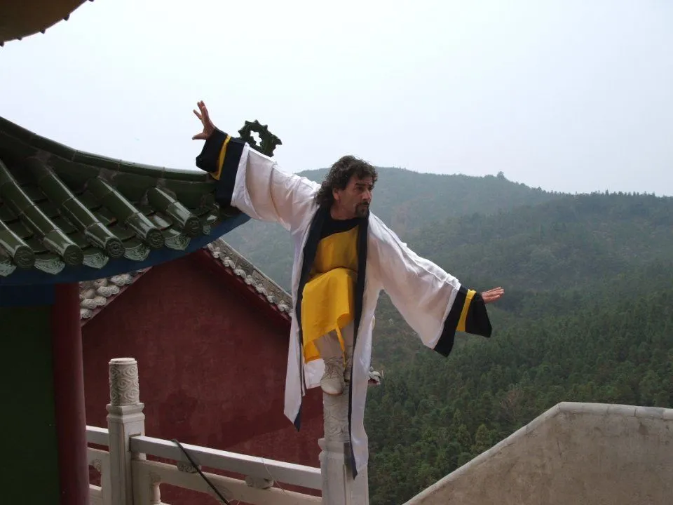 Pratica del Metodo Youlitai — esercizi di Qi Gong e Taiji Quan all'Accademia di Cagliari